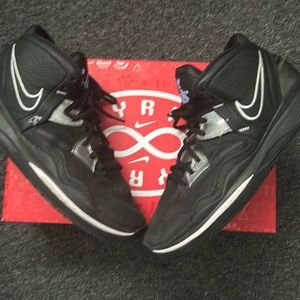 Nike Kyrie infinity, black color way